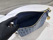 Fortok Dior Diorstar Hobo Bag with Chain Blue Denim Oblique 28.5x14.5x10cm - 5