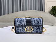 Fortok Dior 30 Montaigne East-West Bag with Chain Blue Denim Oblique 21x12x6cm - 1