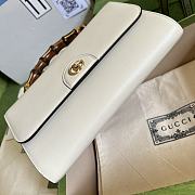 Fortok Gucci Diana Shoulder Bag With Bamboo And Chain In White Leather 675795 26cm - 5