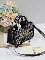 Fortok Dior East-West Mini Book Tote in Blue With Chain 27x14x11cm - 5