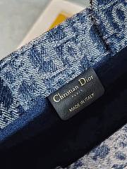 Fortok Dior Mini Book Tote Blue Denim Oblique Jacquard With Chain 21.5x13x7.5cm - 4