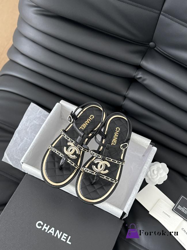 Fortok Chanel Roman Pearl Diamond Buckle Sandals Black - 1