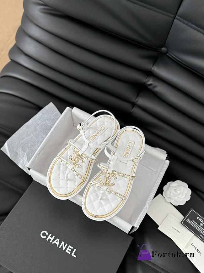 Fortok Chanel Roman Pearl Diamond Buckle Sandals White - 1