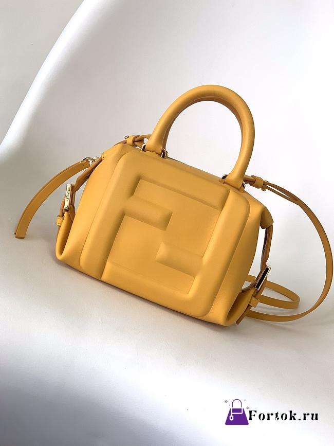 Fortok Fendi Mini FF Cube Bag In Nappa Leather Yellow 16x9x13cm  - 1