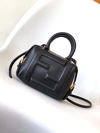 Fortok Fendi Mini FF Cube Bag In Nappa Leather Black 16x9x13cm 