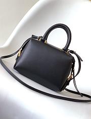 Fortok Fendi Mini FF Cube Bag In Nappa Leather Black 16x9x13cm  - 2