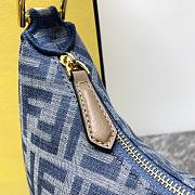 Fortok Fendi Fendigraphy Small Crescent Bag Blue Denim 29cm - 6