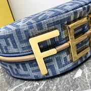 Fortok Fendi Fendigraphy Small Crescent Bag Blue Denim 29cm - 2