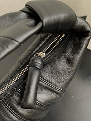 Fortok Lemaire Croissant Leather Crossbody Bag In Black 27x7x18cm - 6