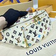 Fortok Louis Vuitton Rush Waist Bag White Monogram Craggy Canvas M24858 30x15x8cm - 5