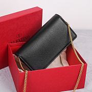 Fortok Valentino Vsling Grainy Calfskin Clutch Black with Shoulder Strap 20x10.5x4cm - 3