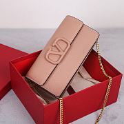 Fortok Valentino Vsling Grainy Calfskin Clutch Beige with Shoulder Strap 20x10.5x4cm - 6
