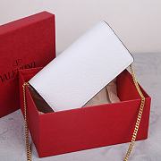 Fortok Valentino Vsling Grainy Calfskin Clutch White with Shoulder Strap 20x10.5x4cm - 3