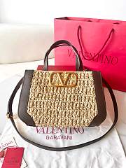 Fortok Valentino Garavani VLogo Signature Raffia Tote Bag Brown 27x11x18cm - 1