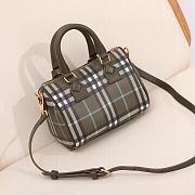 Fortok Burberry Mini Vintage Check-Printed Zipped Bowling Bag Green 18.5x11x12cm - 1