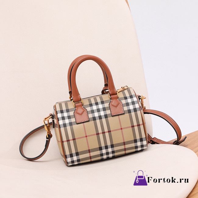 Fortok Burberry Mini Vintage Check-Printed Zipped Bowling Bag Beige 18.5x11x12cm - 1