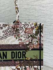 Fortok Dior Book Tote Ecru Multicolor Dior 4 Saisons Automne Soleil Embroidery 36x18x28cm  - 2