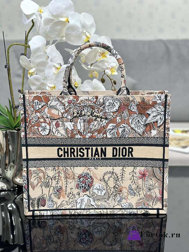 Fortok Dior Book Tote Powder Pink Multicolor Dior Jardin Magique Embroidery 36×28 cm - 1