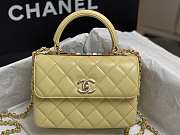 Fortok Chanel Trendy Mini Flap Bag With Top Handle Yellow Lambskin Multicolor Logo AS4654 14.5x19.5x8cm - 1
