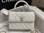 Fortok Chanel Trendy Mini Flap Bag With Top Handle White Lambskin Multicolor Logo AS4654 14.5x19.5x8cm - 1