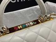 Fortok Chanel Trendy Mini Flap Bag With Top Handle White Lambskin Multicolor Logo AS4654 14.5x19.5x8cm - 3