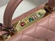 Fortok Chanel Trendy Mini Flap Bag With Top Handle Pink Lambskin Multicolor Logo AS4654 14.5x19.5x8cm - 3