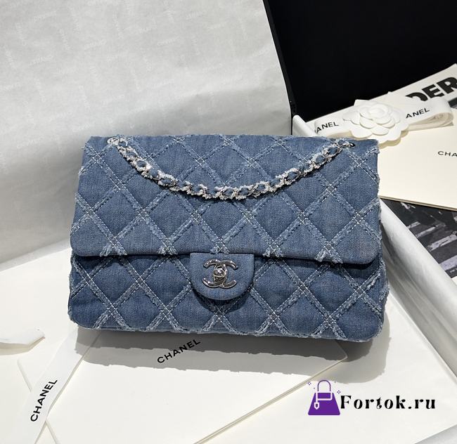 Fortok Chanel Denim Quilted Medium Distressed Single Flap Blue 20x13x6.5cm - 1