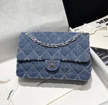 Fortok Chanel Denim Quilted Medium Distressed Single Flap Blue 20x13x6.5cm