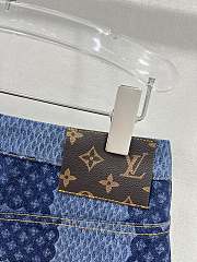 Fortok Louis Vuitton White Knotted T-shirt and Checkerboard Denim Skirt Set - 2
