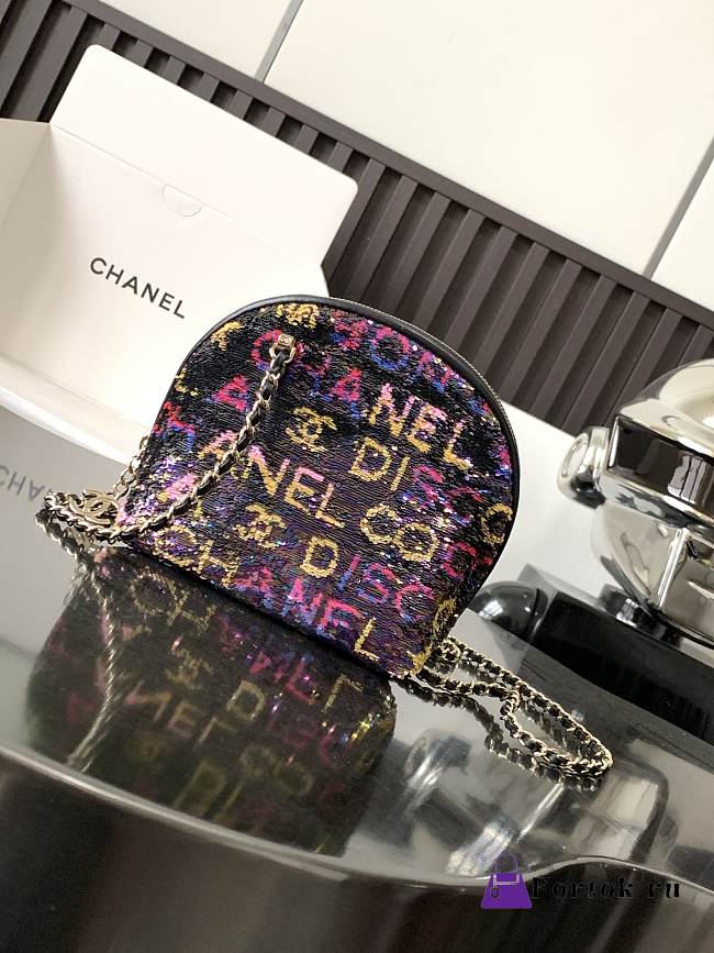 Fortok Chanel Shell Chain Sequin Evening Bag Black & Multicolor 16x7x16cm - 1