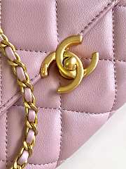 Fortok Chanel Mini Flap Bag Shiny Lambskin, Faux Pearls & Gold Metallic Pink AS4986 13x20x7.5cm - 6