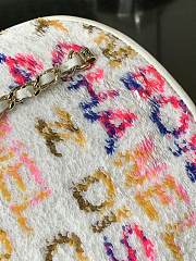 Fortok Chanel Shell Chain Sequin Evening Bag White & Multicolor 16x7x16cm - 2