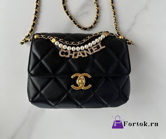 Fortok Chanel Mini Flap Bag Shiny Lambskin, Faux Pearls & Gold Metallic Black AS4986 13x20x7.5cm - 1