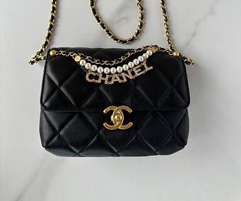 Fortok Chanel Mini Flap Bag Shiny Lambskin, Faux Pearls & Gold Metallic Black AS4986 13x20x7.5cm