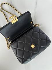 Fortok Chanel Mini Flap Bag Shiny Lambskin, Faux Pearls & Gold Metallic Black AS4986 13x20x7.5cm - 5