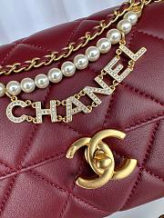 Fortok Chanel Mini Flap Bag Shiny Lambskin, Faux Pearls & Gold Metallic Burgundy AS4986 13x20x7.5cm - 2