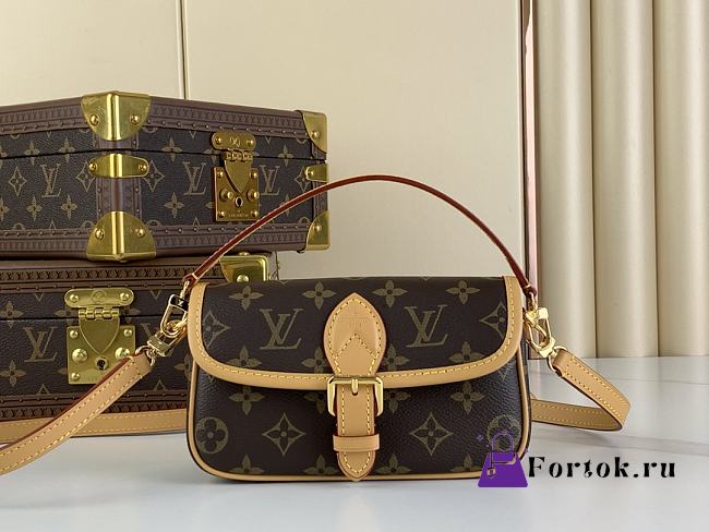 Fortok Louis Vuitton Nano Diane Bag Monogram Brown M83566 19x10.5x6cm - 1