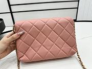 Fortok Chanel Flap Bag Shiny Lambskin, Faux Pearls & Gold Metallic Dark Pink AS4986 22x14.5x11cm  - 5