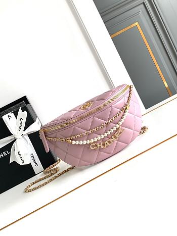 Fortok Chanel Waist Bag Shiny Lambskin, Imitation Pearls & Gold-Tone Metal Light Pink AS4991 17x24x11cm