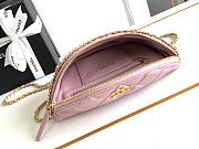 Fortok Chanel Waist Bag Shiny Lambskin, Imitation Pearls & Gold-Tone Metal Light Pink AS4991 17x24x11cm - 6