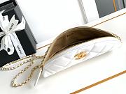 Fortok Chanel Waist Bag Shiny Lambskin, Imitation Pearls & Gold-Tone Metal White AS4991 17x24x11cm - 6