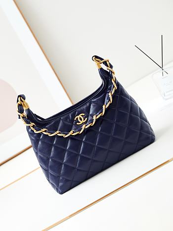 Fortok Chanel 24A Hobo Bag Navy AS4923 29x32x10cm