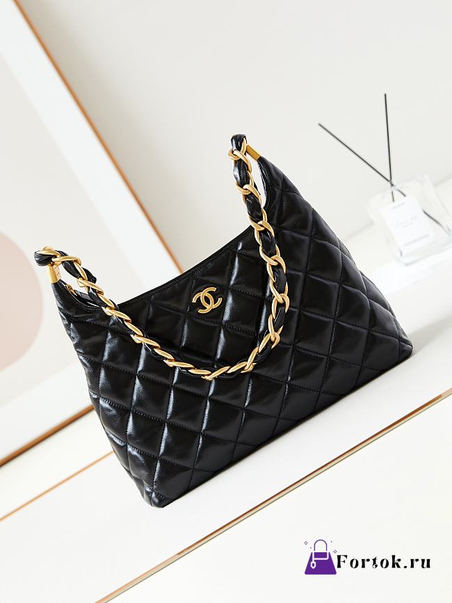 Fortok Chanel 24A Hobo Bag Black AS4923 29x32x10cm - 1
