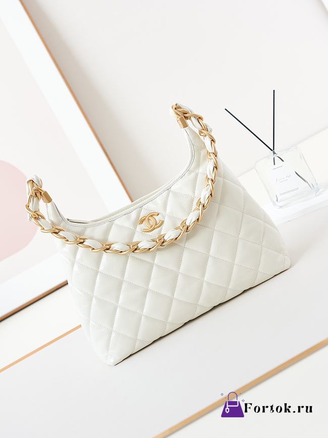 Fortok Chanel 24A Hobo Bag White AS4923 29x32x10cm - 1