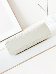 Fortok Chanel 24A Hobo Bag White AS4923 29x32x10cm - 4