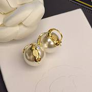 Fortok Chanel Pearl Hook Earrings - 5