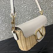 Fortok Valentino Garavani Locò Straw & White Leather Shoulder Bag 22x9x17cm - 6