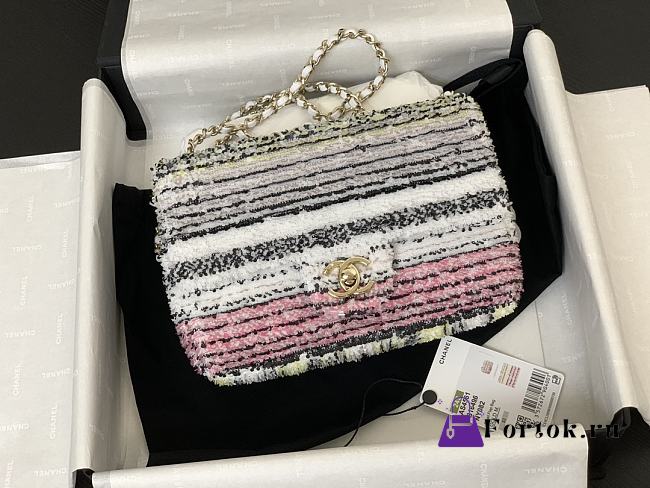 Fortok Chanel Chanel 24S Colorful Striped Sequins Flap Bag 20cm - 1