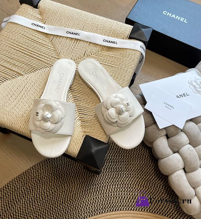 Fortok Chanel Camellia Slippers White - 1