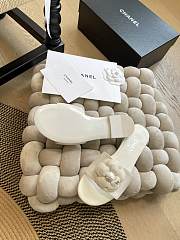 Fortok Chanel Camellia Slippers White - 3